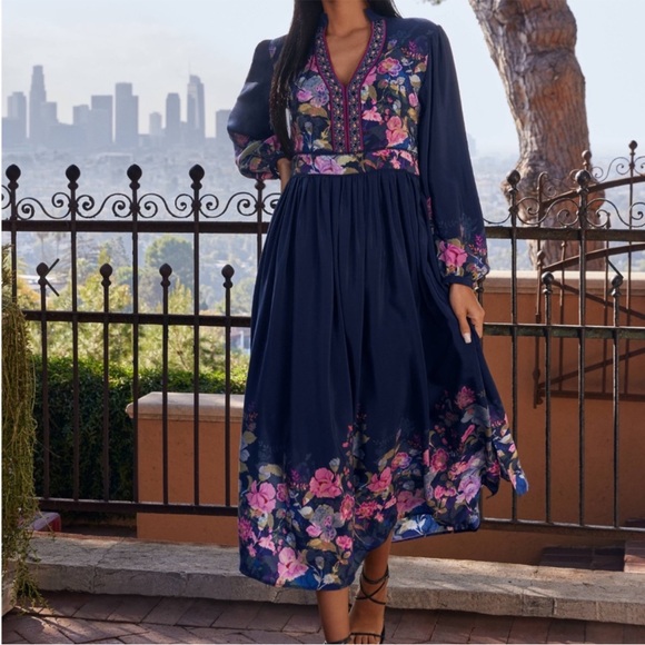 NWT Johnny Was Navy Floral Valeria Silk Maxi Dress Size Small - Picture 3 of 14